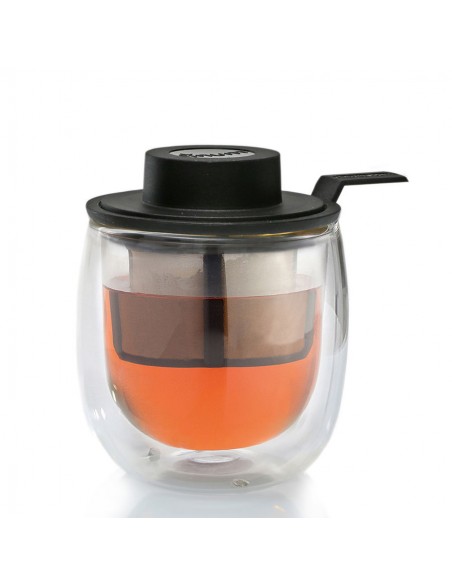 Tazza doppia camera con coperchio con filtro. Capacità 0,2lt