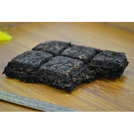 Pu'er Shu Cake del 2004 (Tea Mountain)